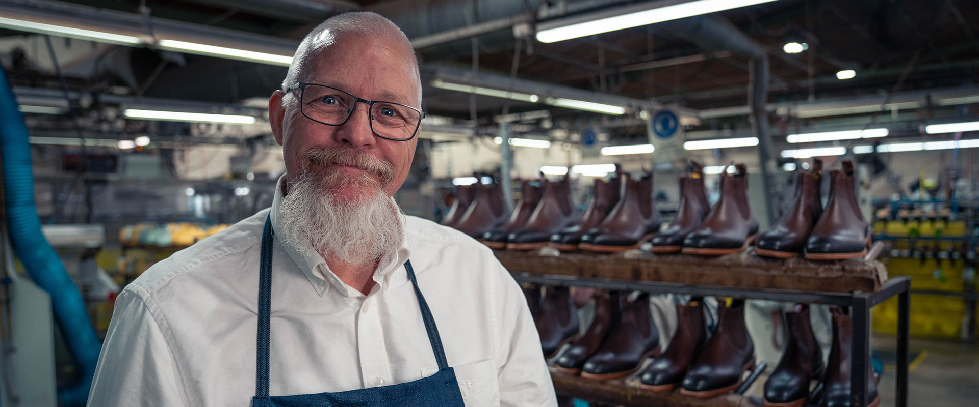 What does it mean to be a master bootmaker?