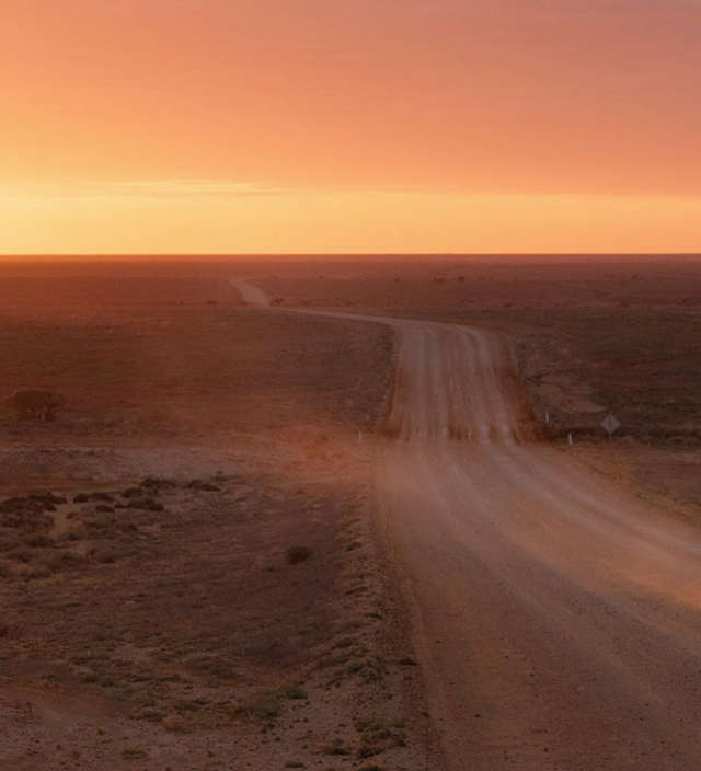 The Outback Loop: Explore the Outback on the Birdsville and Strzelecki tracks