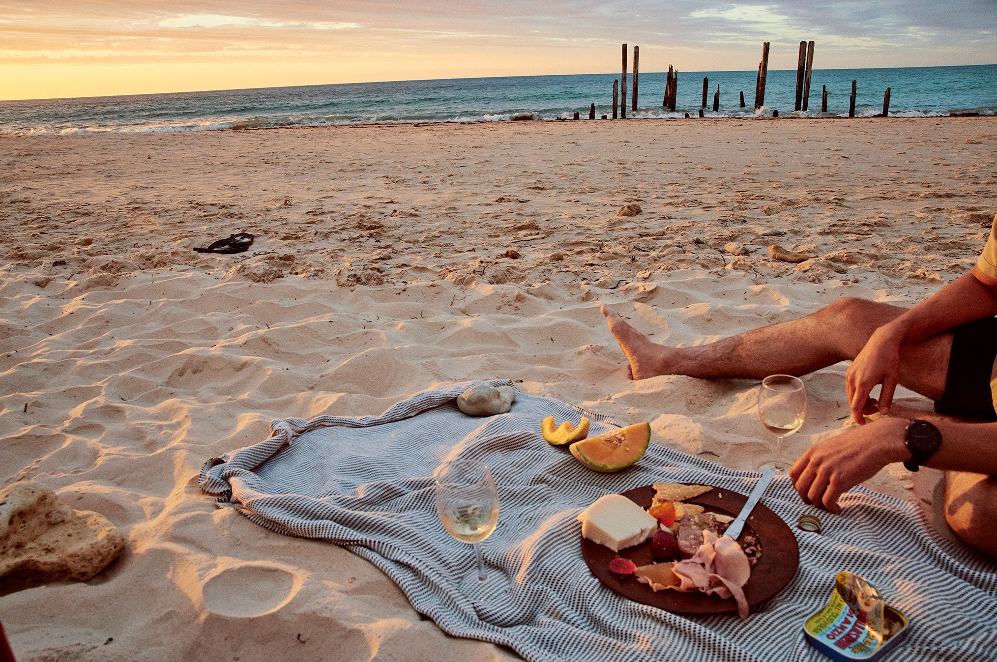 NEW BRAND FP PORT WILLUNGA FOOD 2028X1347